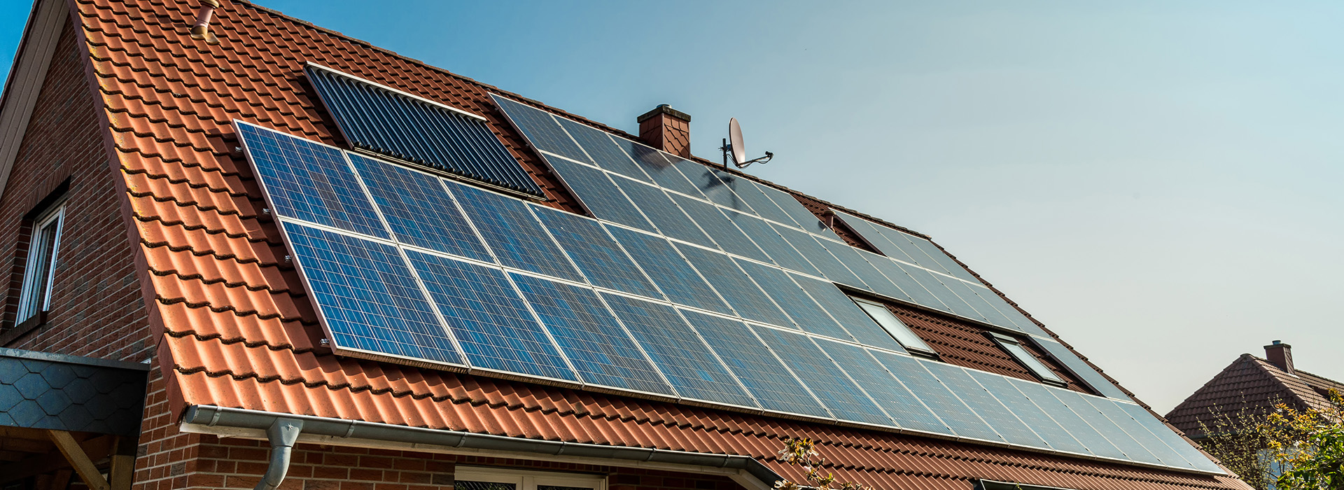 Solaranlage auf einem Ziegeldach